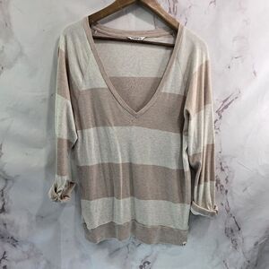 Aritzia T Shirt Womens Small Pink White Striped V Roll Up Cuffed Tna Slouchy